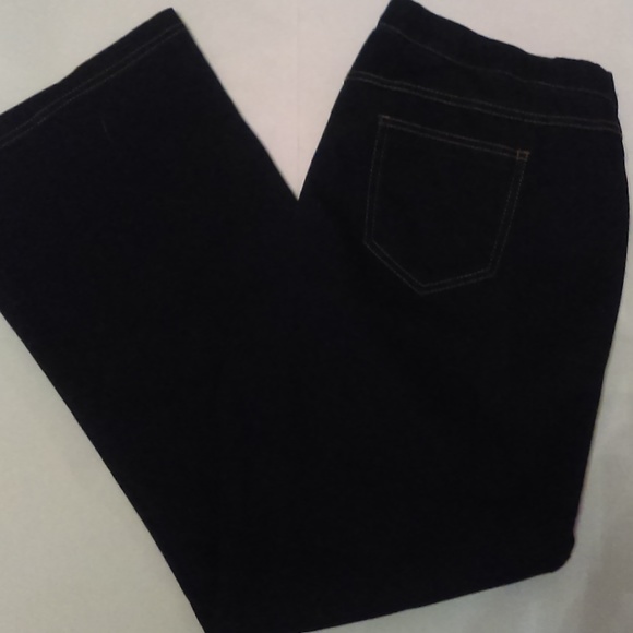 Avon Denim - Avon Bootcut denim stretch jeans pants sz lg NEW!